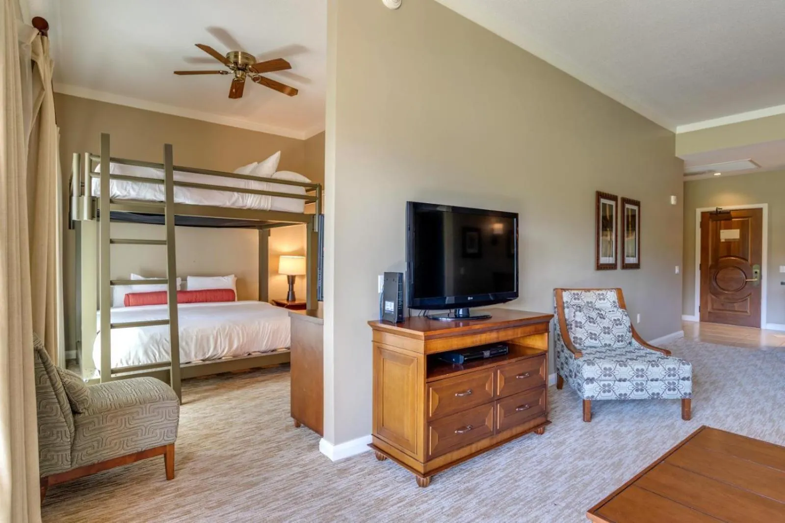 Honua Kai Konea: Family-Friendly Resort with Pool Access and Car Rental Kaanapali 0*,