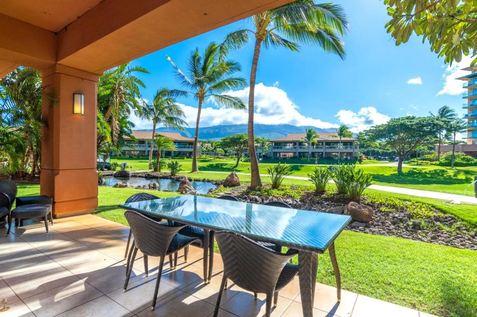 Honua Kai Konea: Family-Friendly Resort with Pool Access and Car Rental Kaanapali