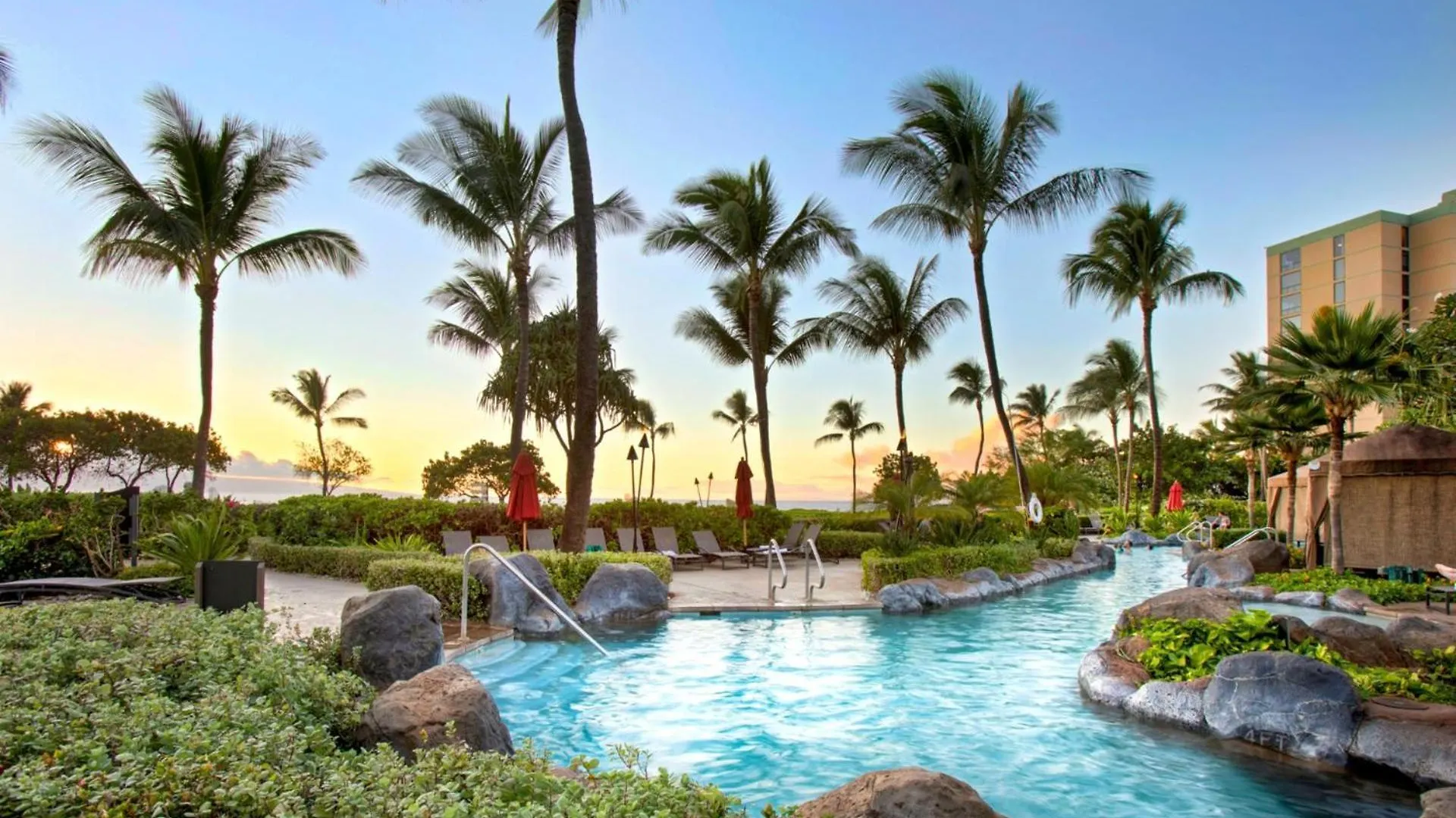 Apartment Honua Kai Konea: Family-Friendly Resort with Pool Access and Car Rental Kaanapali