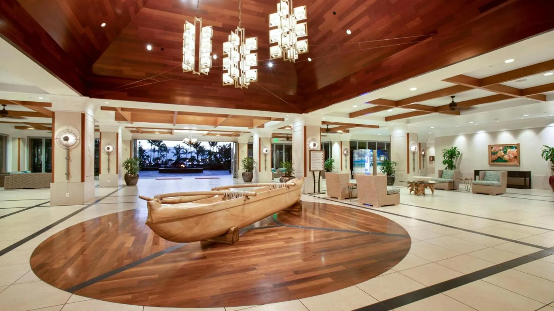 Honua Kai Konea: Family-Friendly Resort with Pool Access and Car Rental Kaanapali Apartment