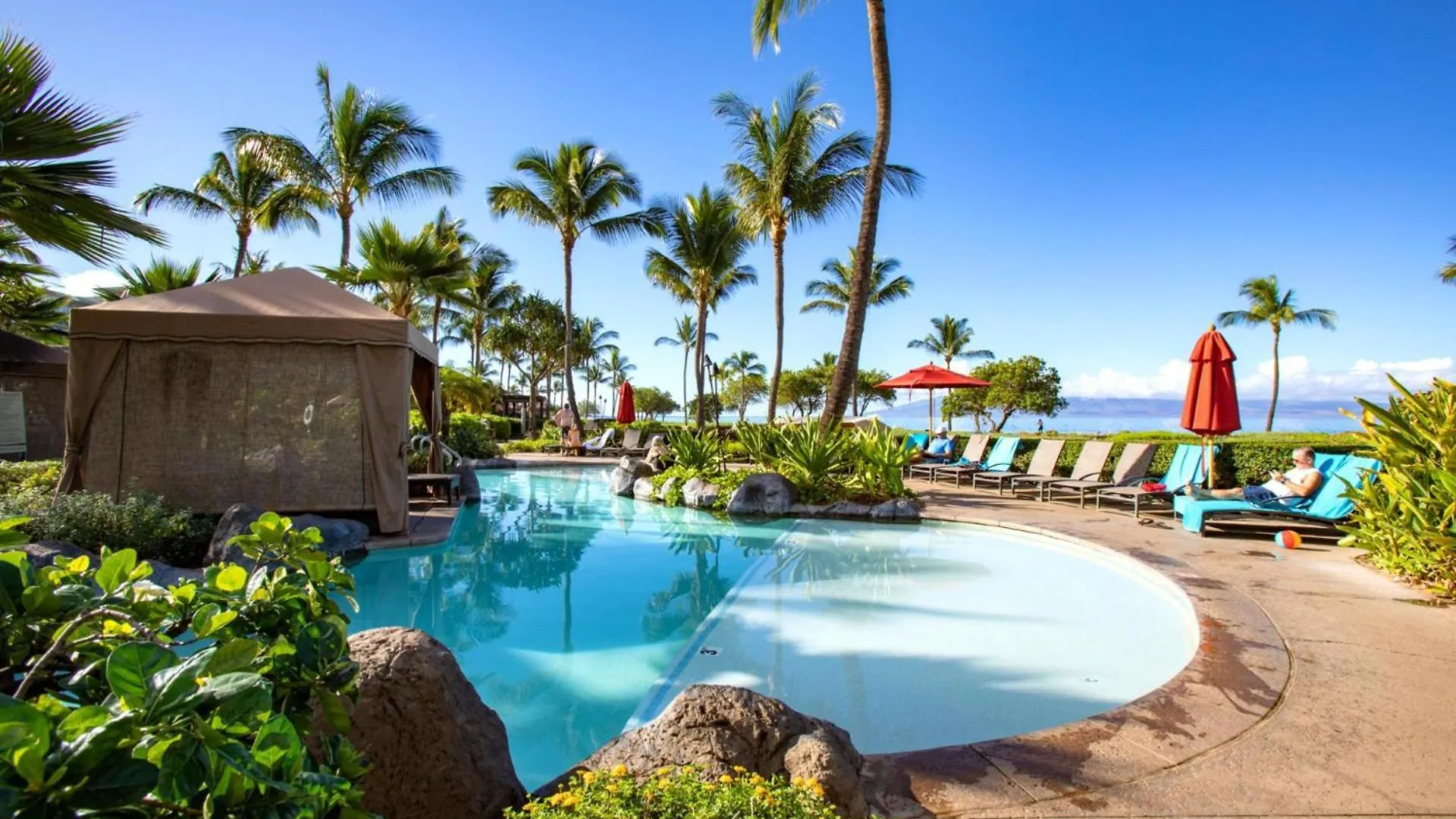 Apartment Honua Kai Konea: Family-Friendly Resort with Pool Access and Car Rental Kaanapali